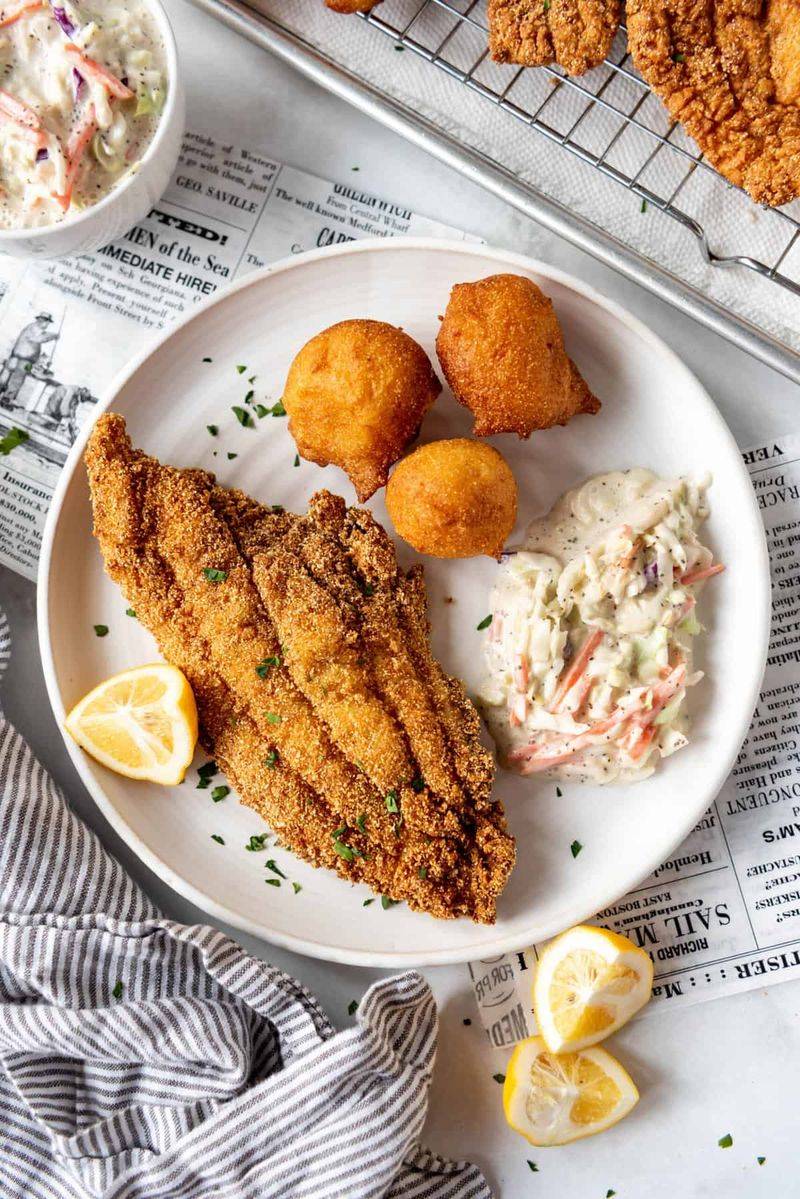 Arkansas – Fried Catfish with Hushpuppies