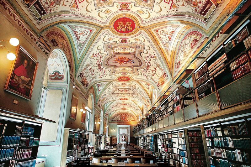 Explore Vatican Library