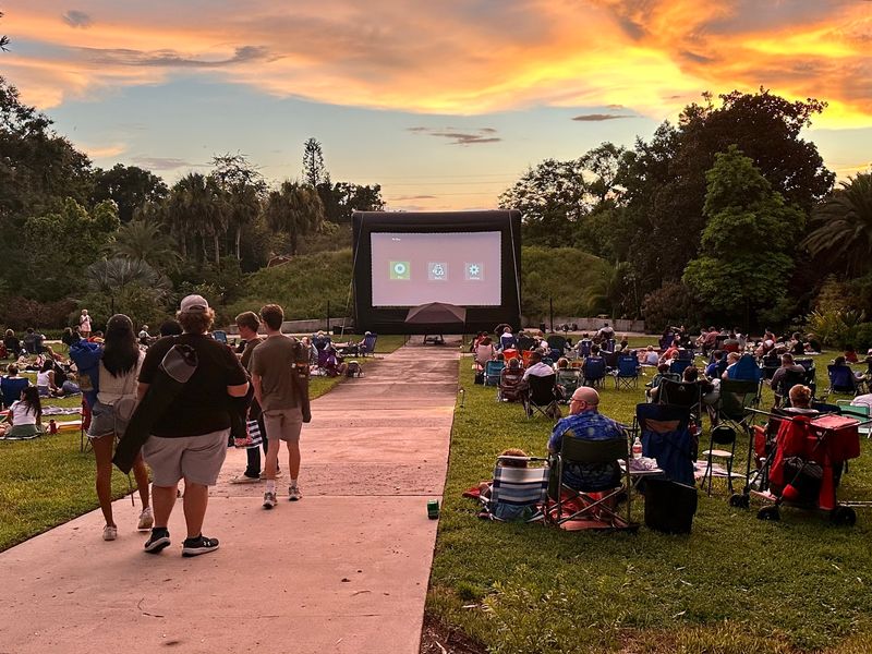 Leu Gardens Movie Night