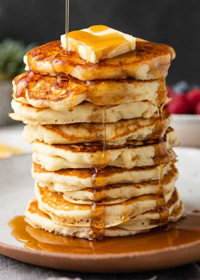 Fluffy Pancakes with Maple Syrup