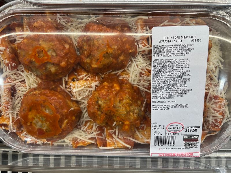 Meatballs with Pasta & Sauce