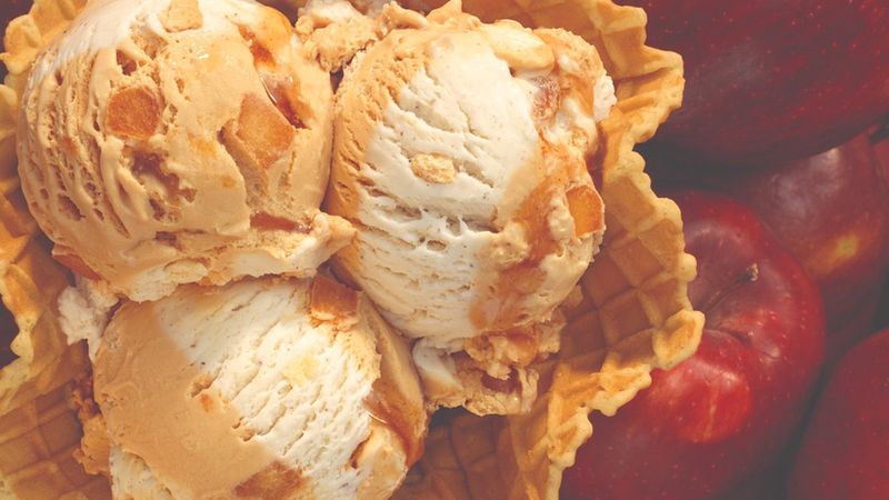 Baskin-Robbins Apple Pie à la Mode