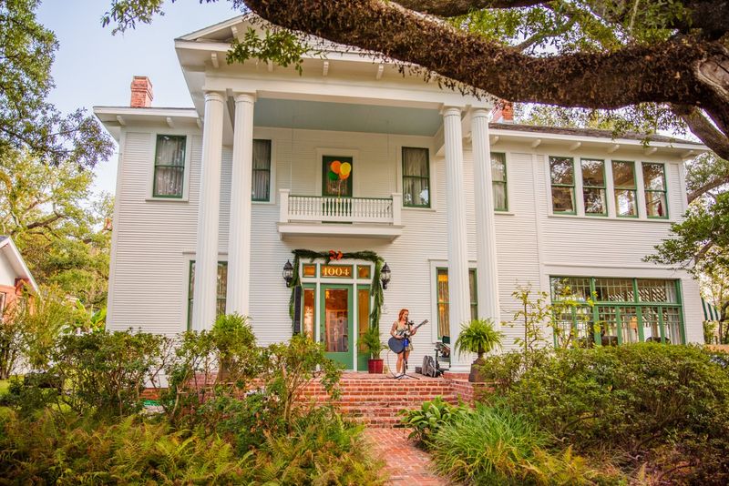Explore Charpentier Historic District