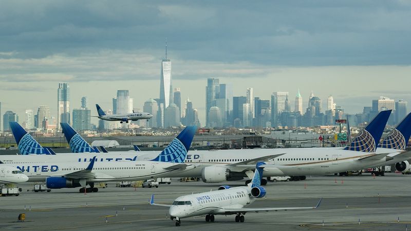 Newark Liberty International Airport (EWR) – Newark, NJ