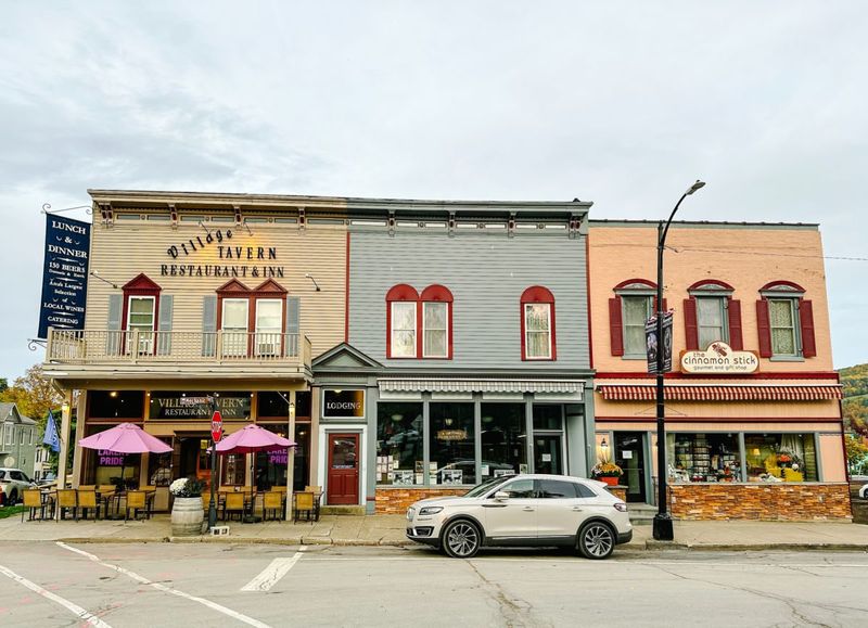 Hammondsport – Wine, Water, and Weird