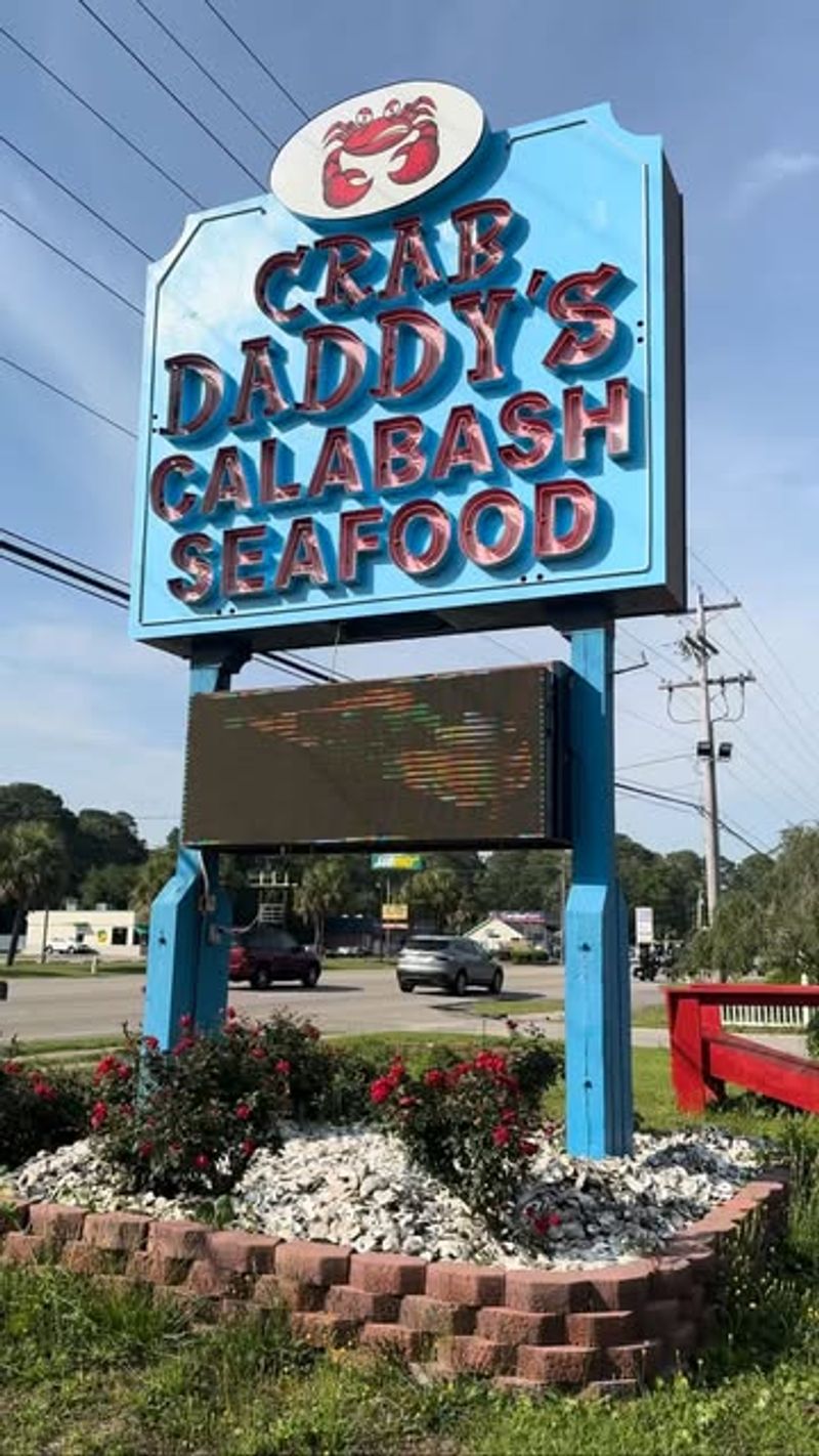 Crab Daddy's Seafood Buffet - Animatronic Adventure