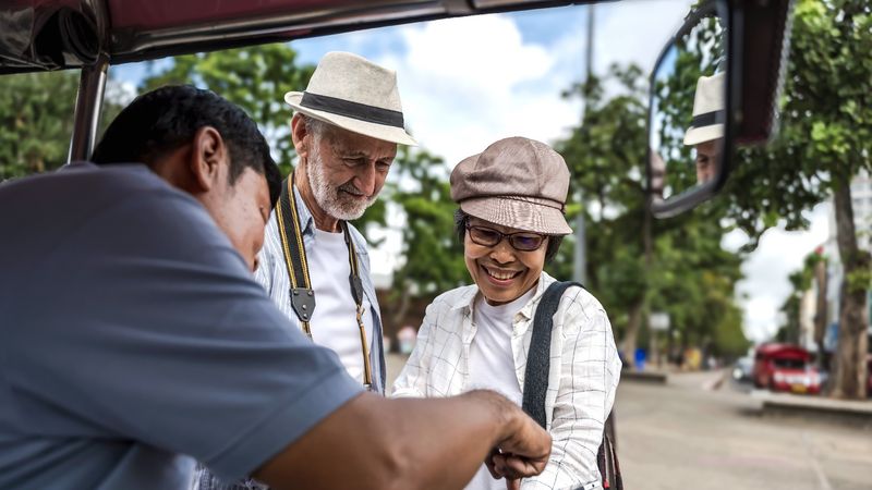 Learn Basic Thai Phrases (It Goes a Long Way!)