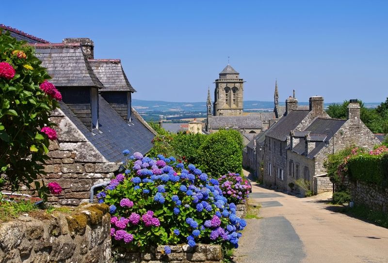 Locronan