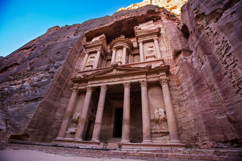 Petra, Jordan – Walk in the Footsteps of the Nabataeans