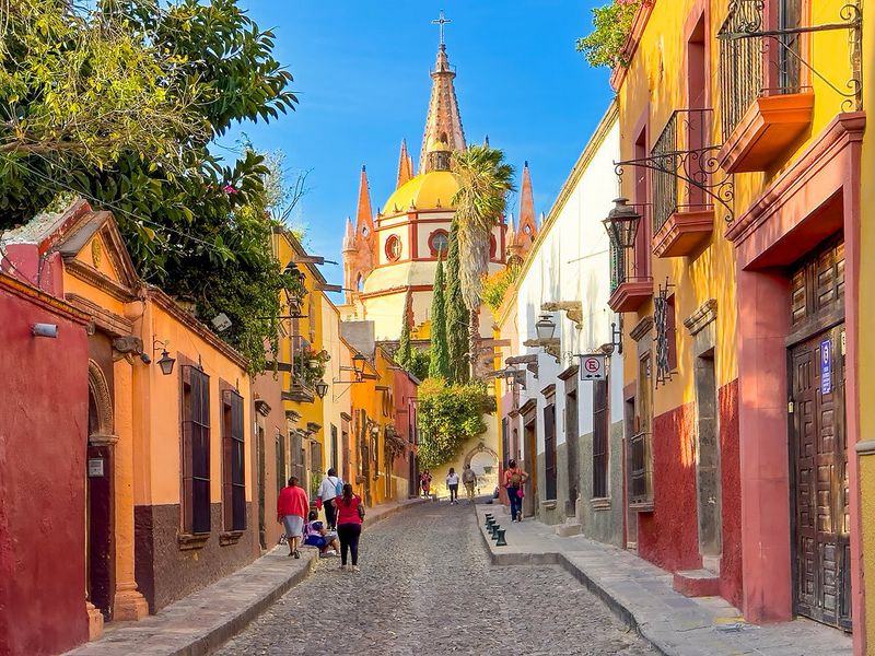 San Miguel de Allende, Mexico - Colonial Artistic Haven