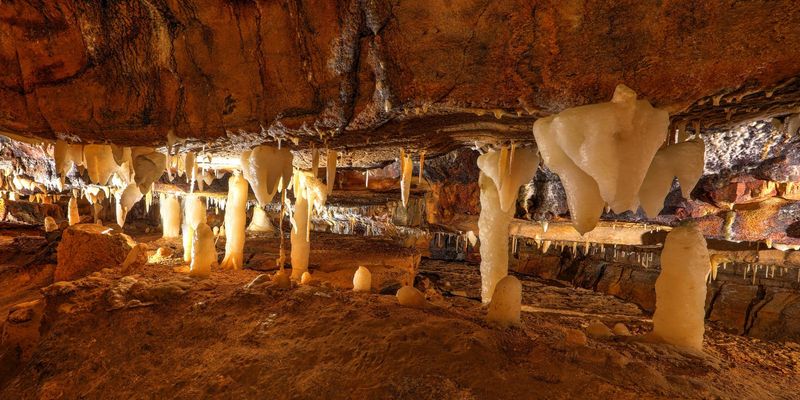 Ohio Caverns