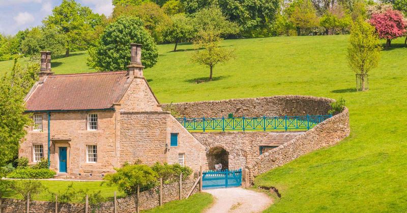 United Kingdom: Extended Stays Across the Pond