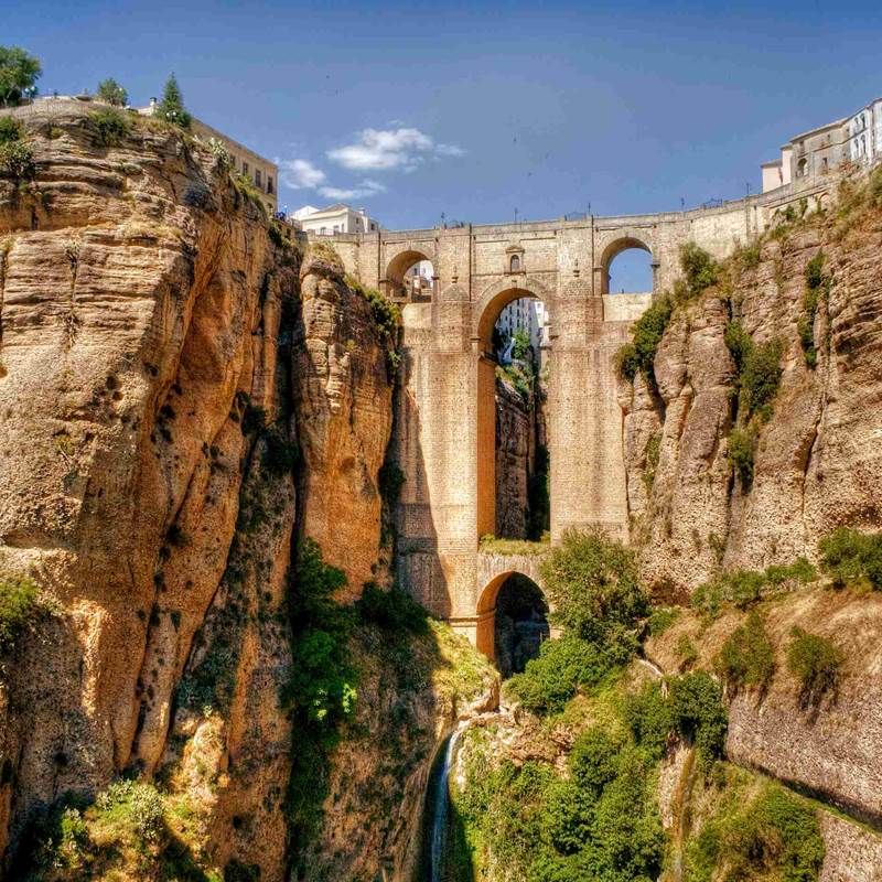 Ronda - Dramatic Gorge Village at Breaking Point