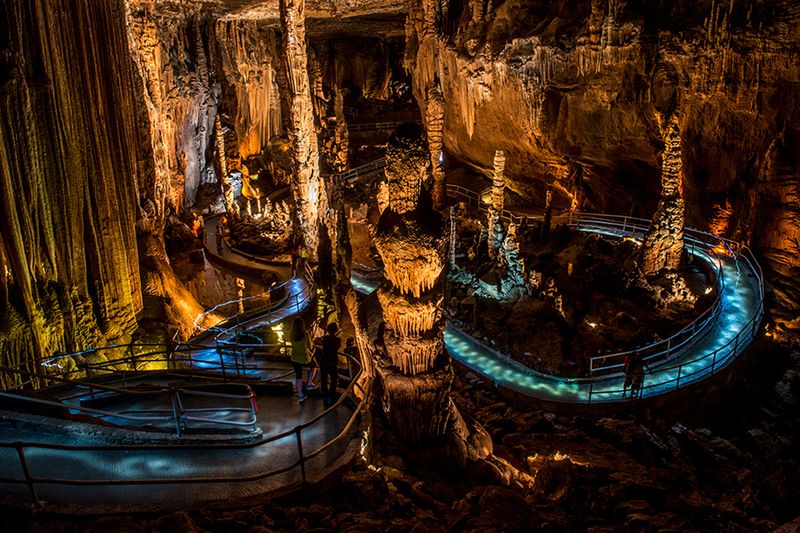 Blanchard Springs Caverns