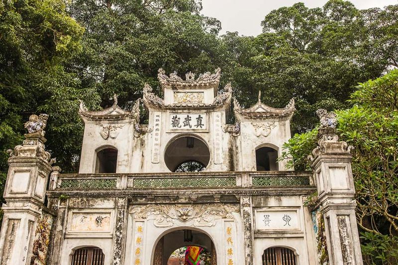Hanoi, Vietnam – Explore a Century of Colonialism and Resistance