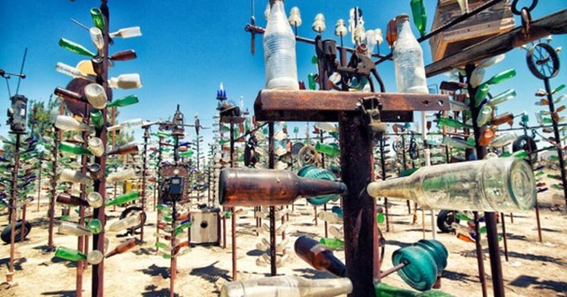 Elmer's Bottle Tree Ranch - Oro Grande, California