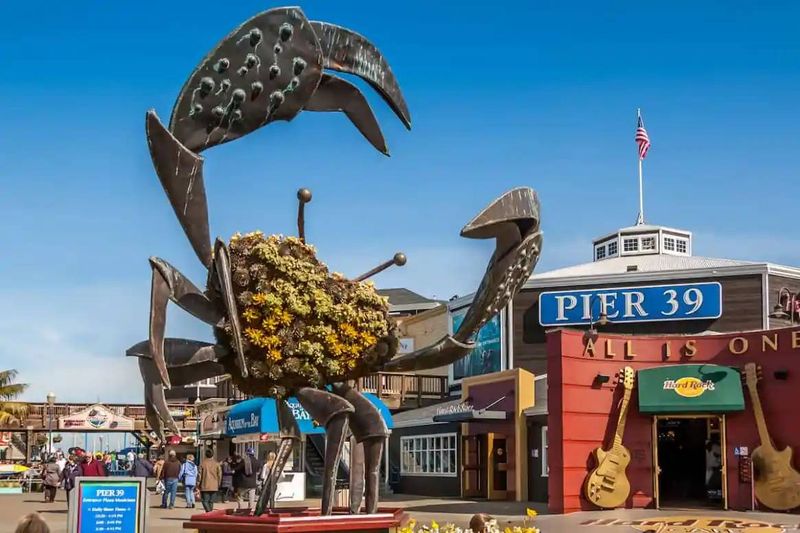 Pier 39 San Francisco Donut Stands - Waterfront Tourist Traps