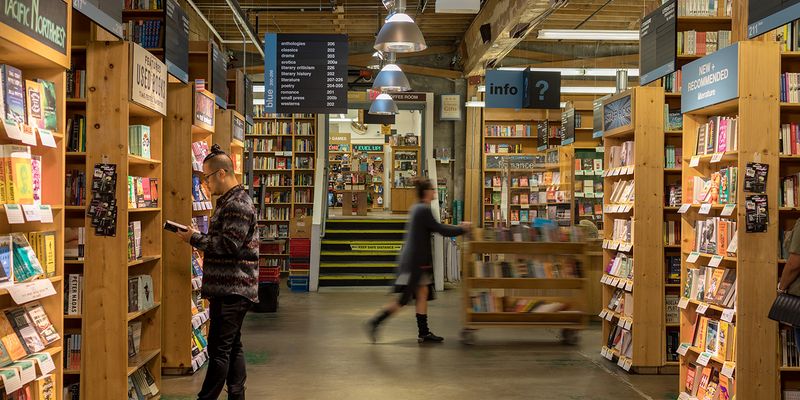 Powell's City of Books (Portland, Oregon)