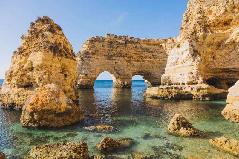 Praia da Marinha, Portugal