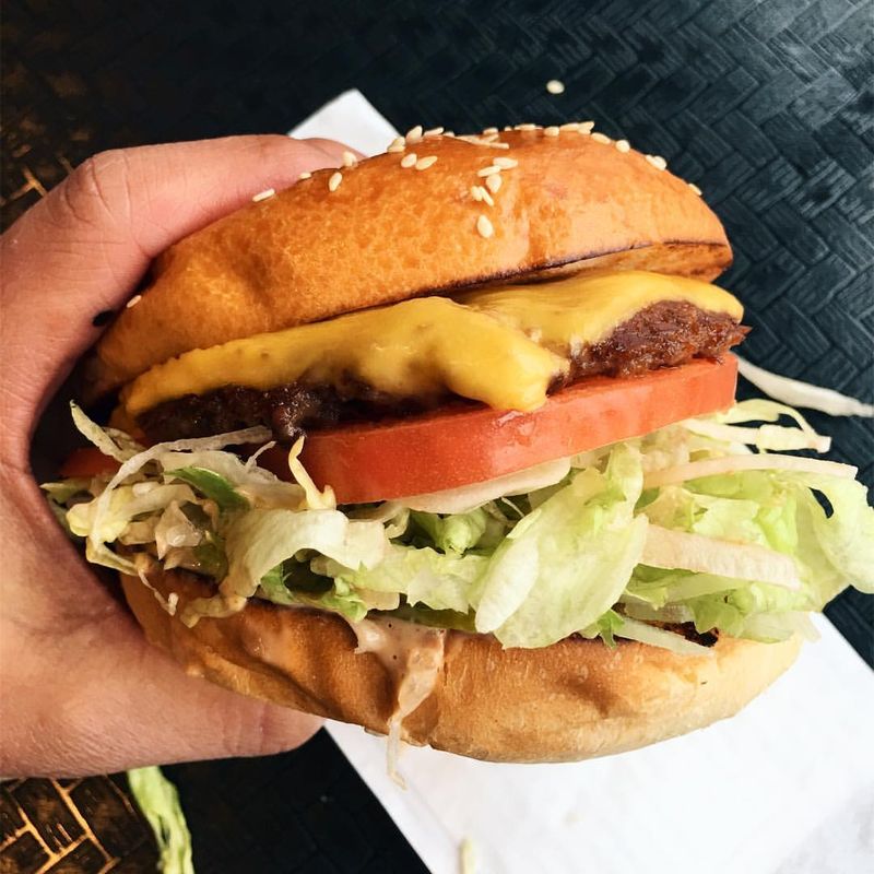 Mom‑and‑Pop Burger Shop