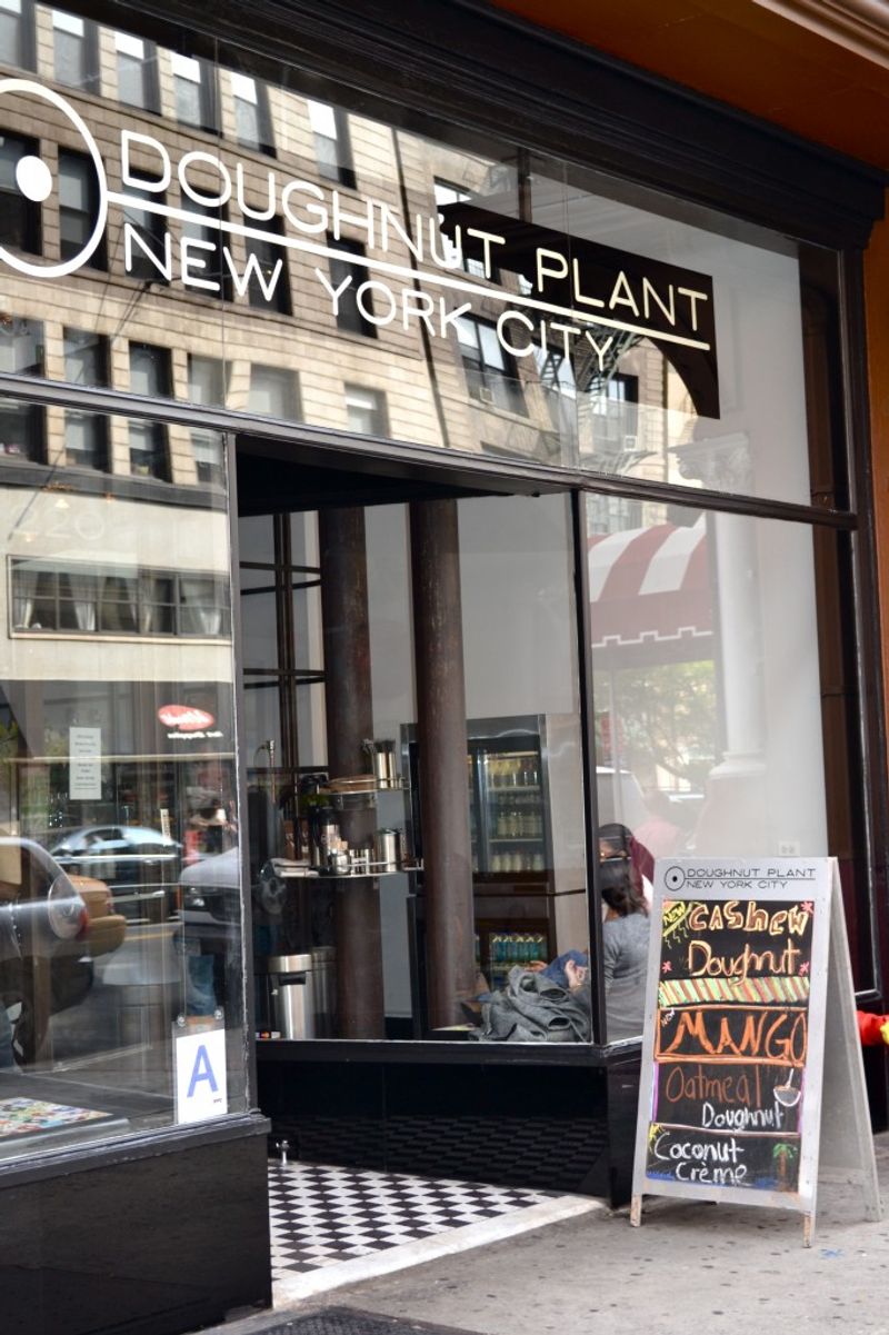 Doughnut Plant - New York's Square Revolution