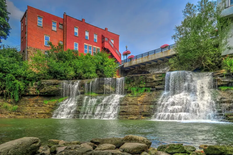 Chagrin Falls, Ohio: Riverside Nostalgia Preserved