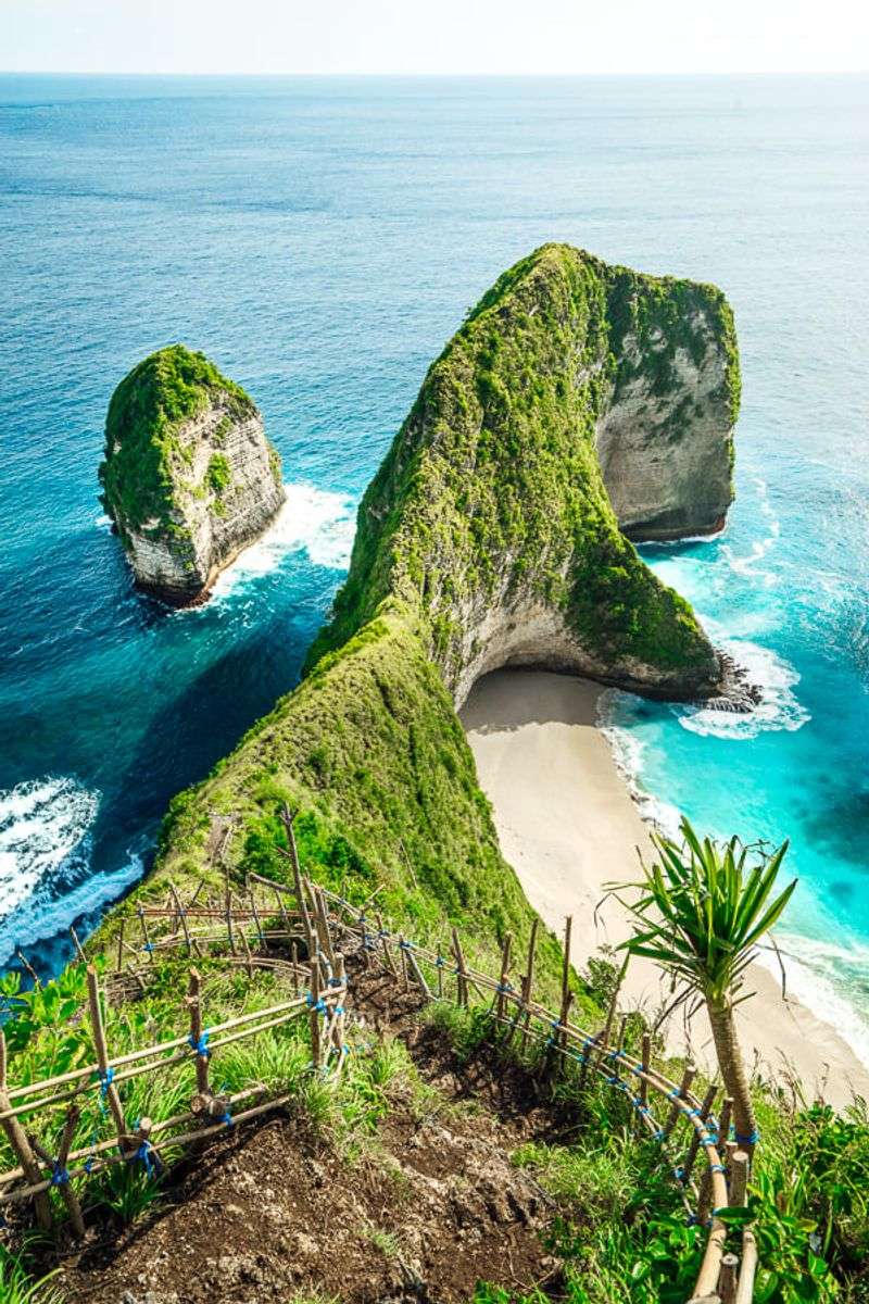 Kelingking Beach, Bali