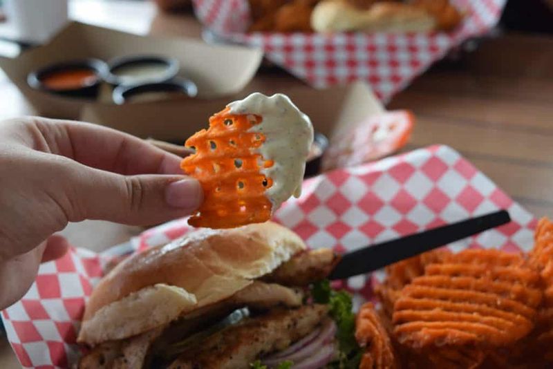 Bros Sandwich Shack (Avon, NC)
