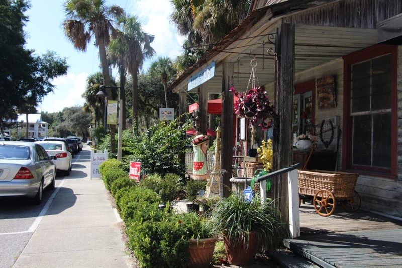 Bluffton, South Carolina - Lowcountry River Town