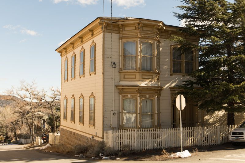 Backstreet Victorian Architecture