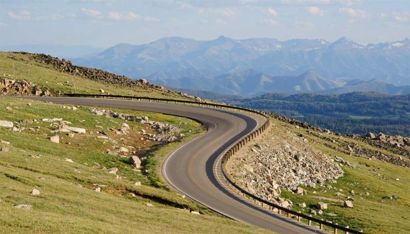 Beartooth Highway: Montana's Alpine Rollercoaster