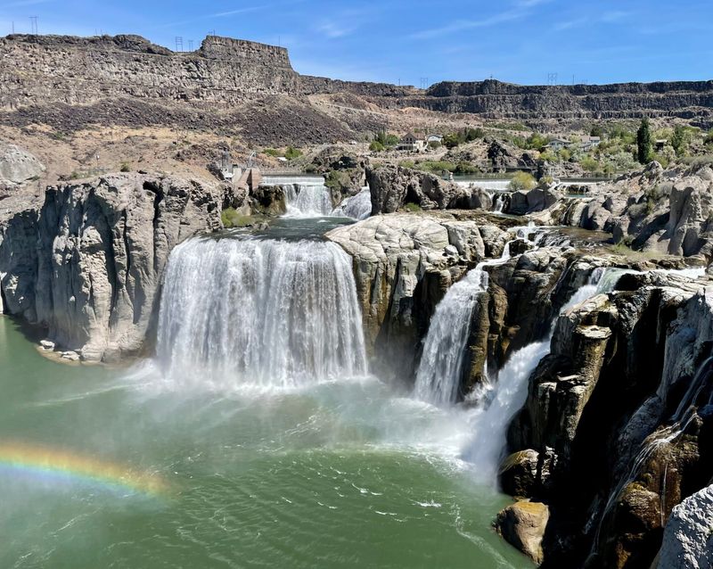 Shoshone Falls – Idaho's Desert Surprise