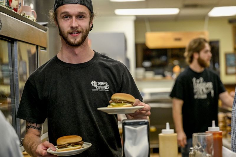 Idaho: Hudson’s Hamburgers (Coeur d'Alene)