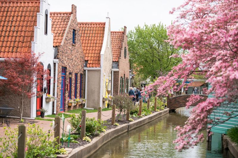 Nelis' Dutch Village Brings History to Life