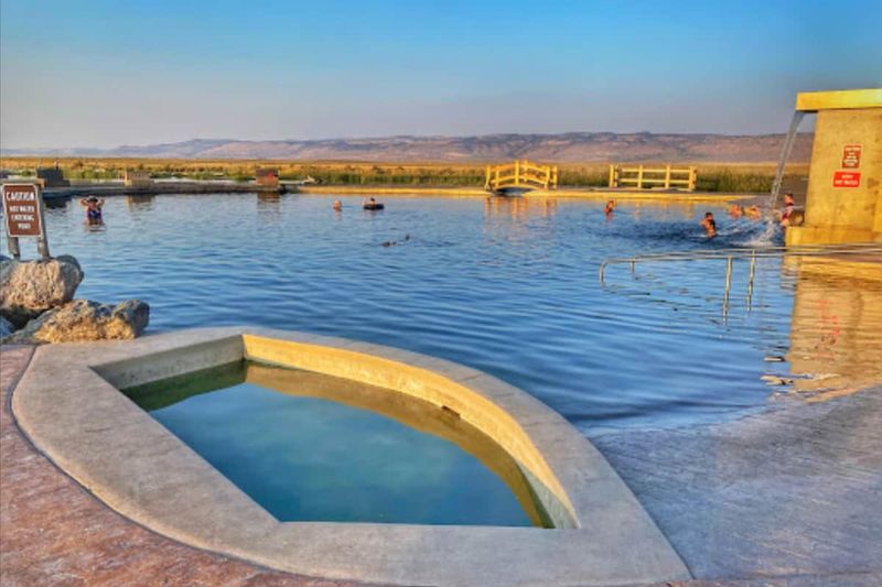 Crane Hot Springs