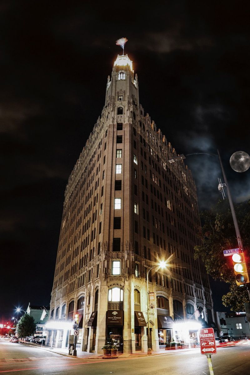 Emily Morgan Hotel – San Antonio, Texas
