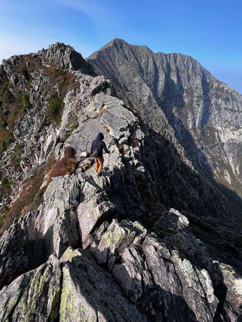 Mount Katahdin Knife Edge – Maine's Precarious Ridge Walk