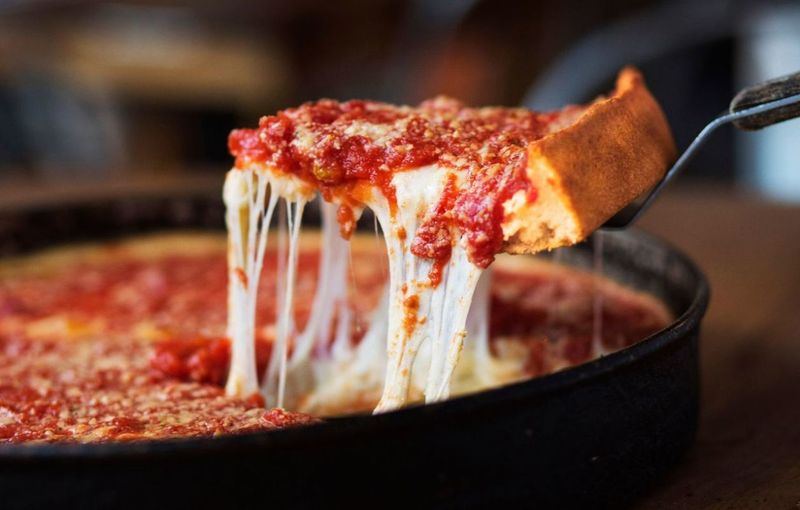 Illinois: Lou Malnati’s (Chicago)