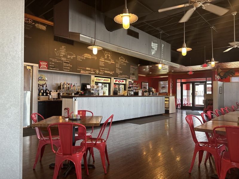 Urban Farmhouse Eatery & Pie Co.