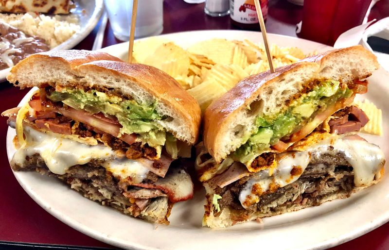 Los Reyes de la Torta (Phoenix, Arizona)