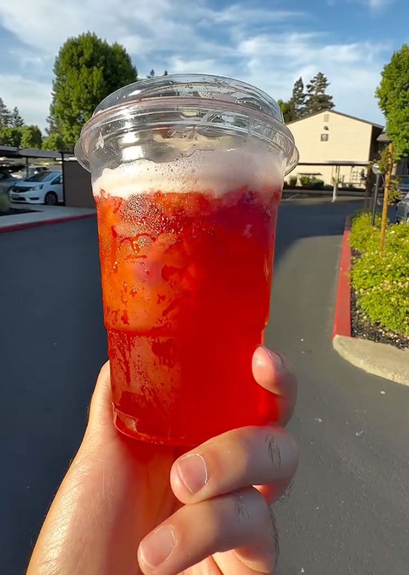 Food-Court Frozen Strawberry Lemonade