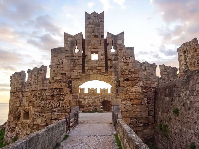 Rhodes, Greece: Knights' Medieval Stronghold