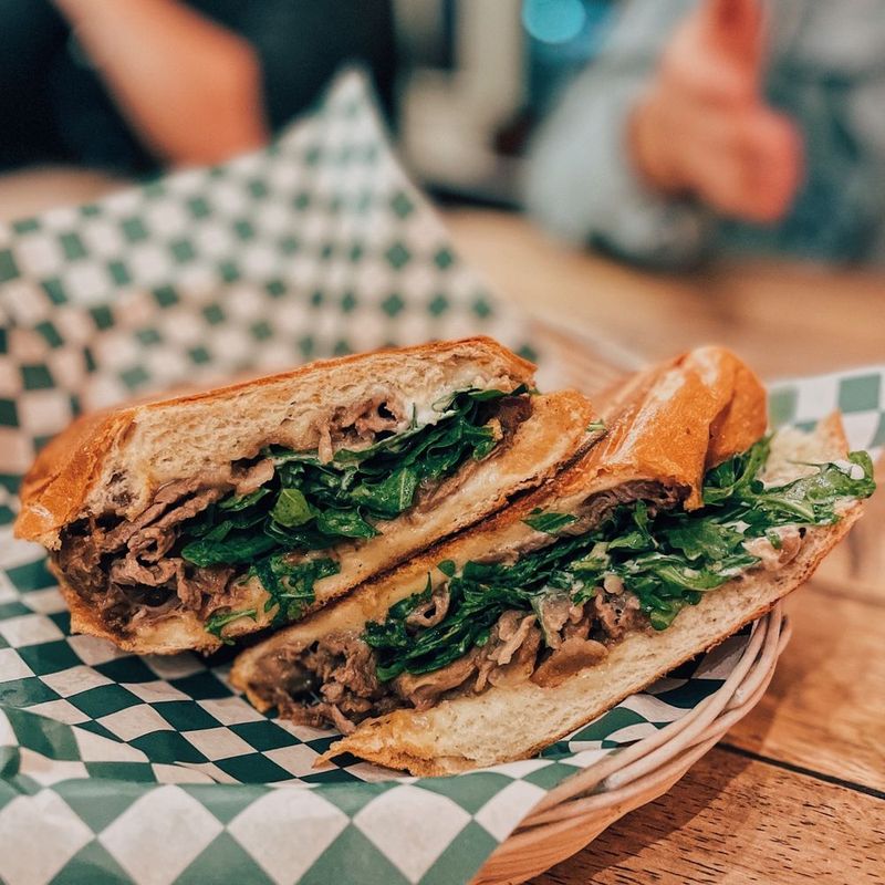 Hole‑in‑the‑Wall Seafood Truck