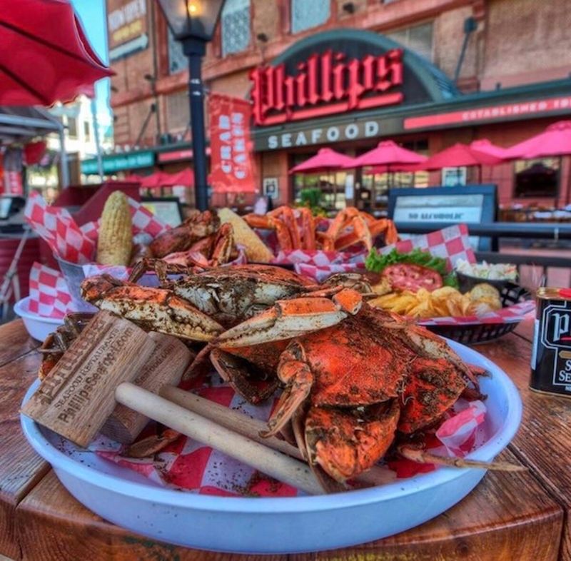 Maryland: Phillips Seafood (Baltimore)