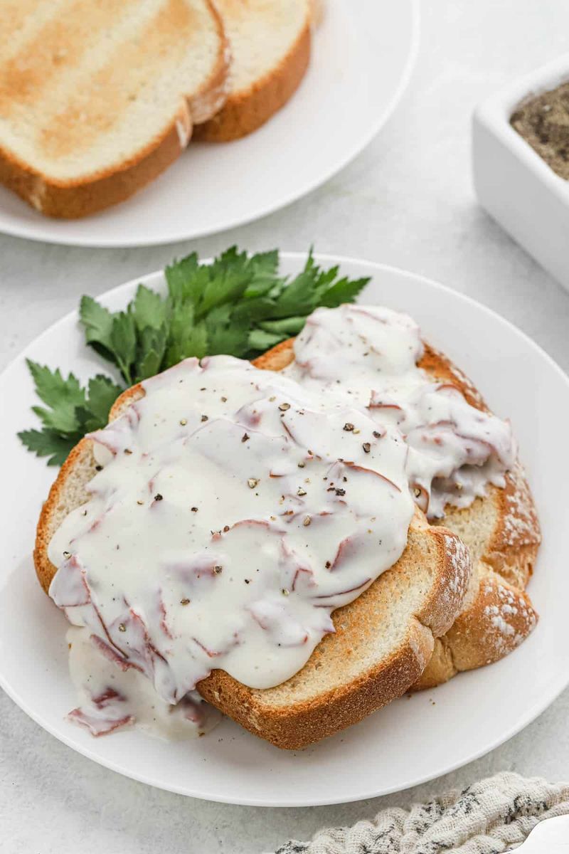 Maryland – Creamed Chipped Beef on Toast