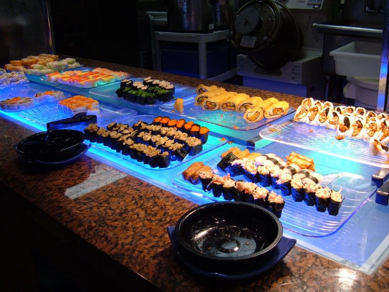 Moonstar – Pan-Asian Feast With Ocean Views