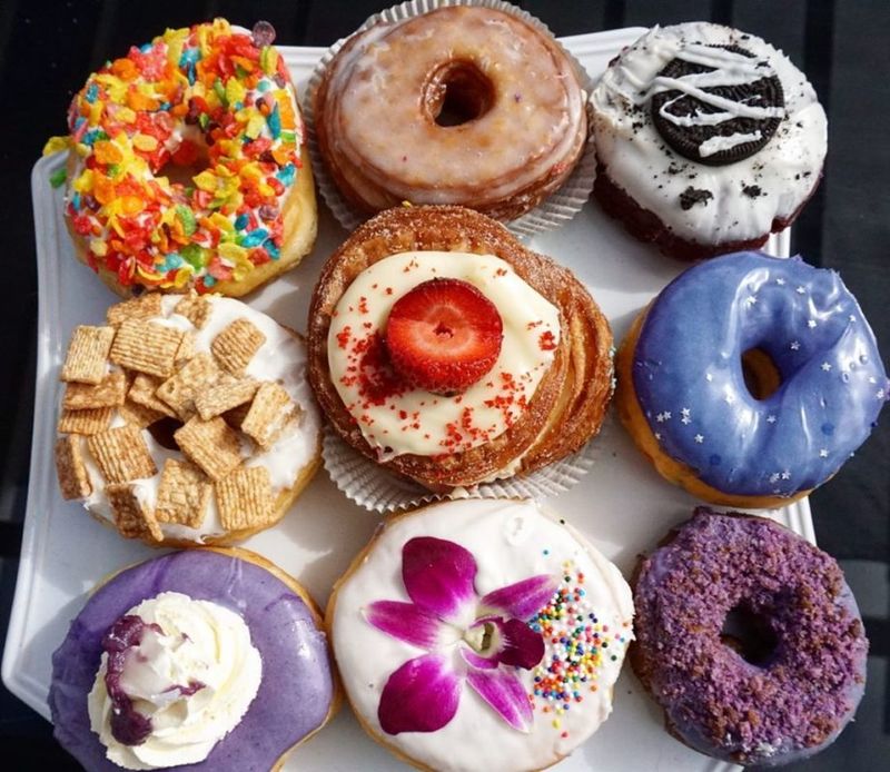 DK’s Donuts & Bakery (Santa Monica, CA)
