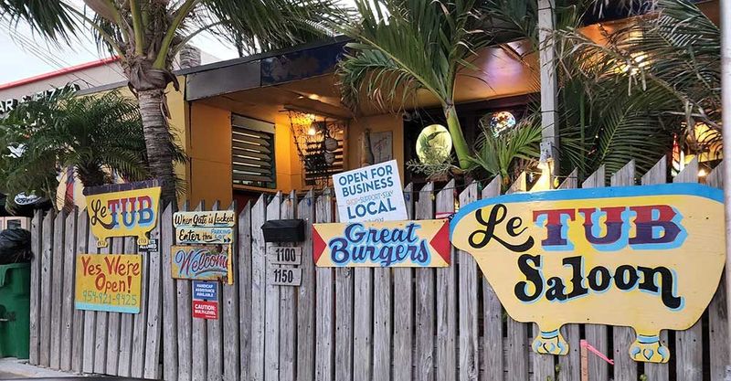 Le Tub Saloon – Hollywood Beach, Florida