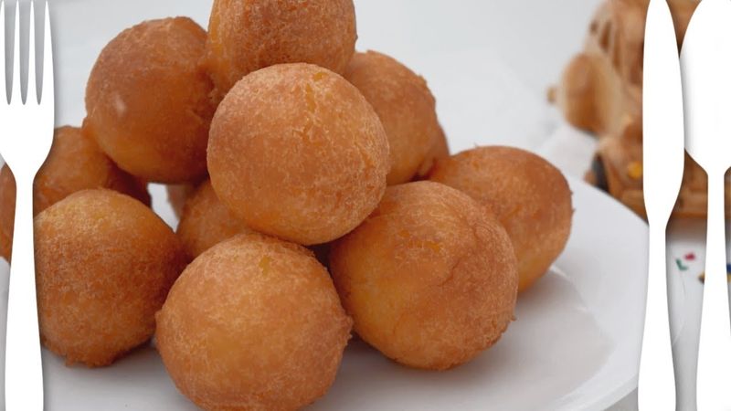 Mofo Baolina - Golden Breakfast Balls
