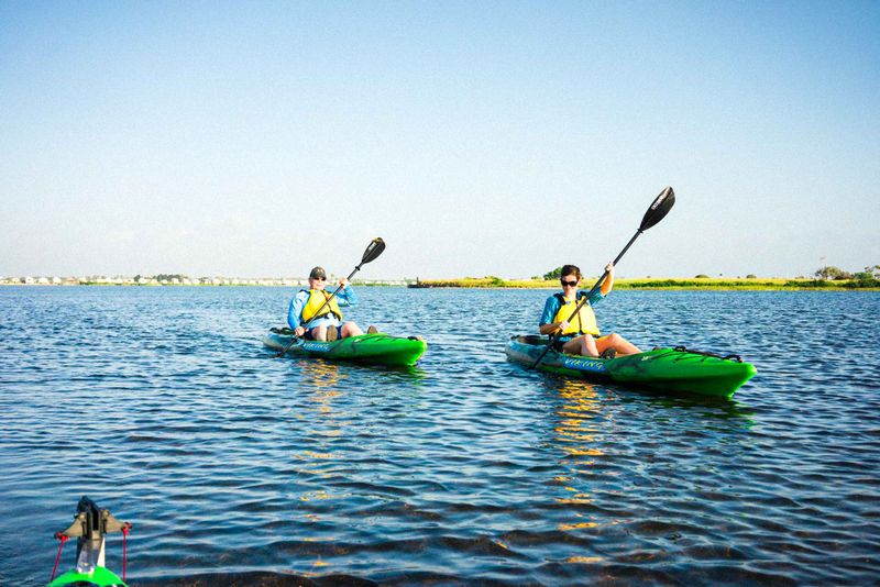 Peaceful Paddling Adventures Through Hidden Coves
